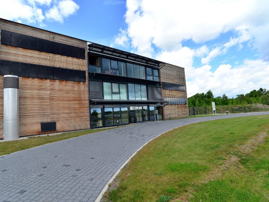 Commercial window cleaning in Middlesbrough Commercial window cleaning in Middlesbrough